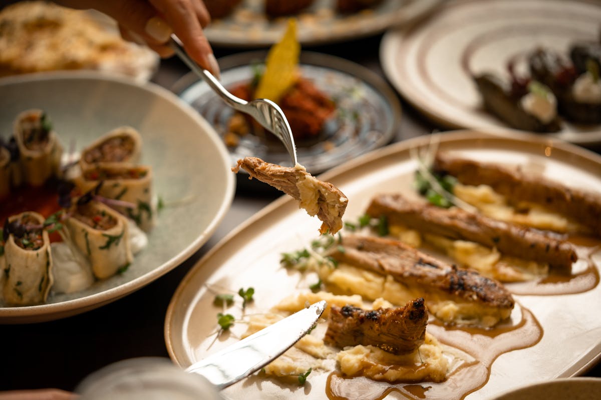 Talíř z fine dining menu